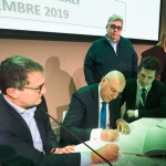 Il momento delle firme